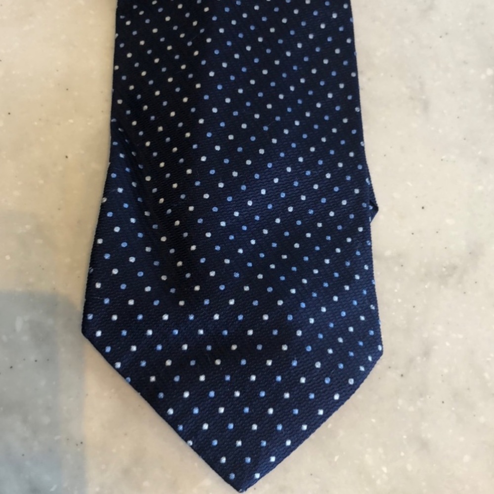 Men’s 100% silk Luxury Tiffany & Co blue necktie with polka dots and flaws